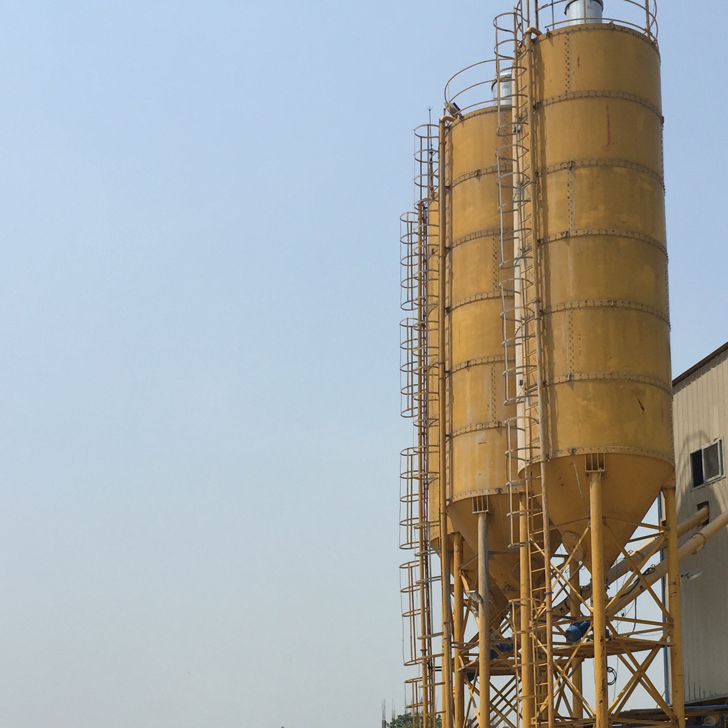 100t bolted silo di bawah pemasangan di bangladesh